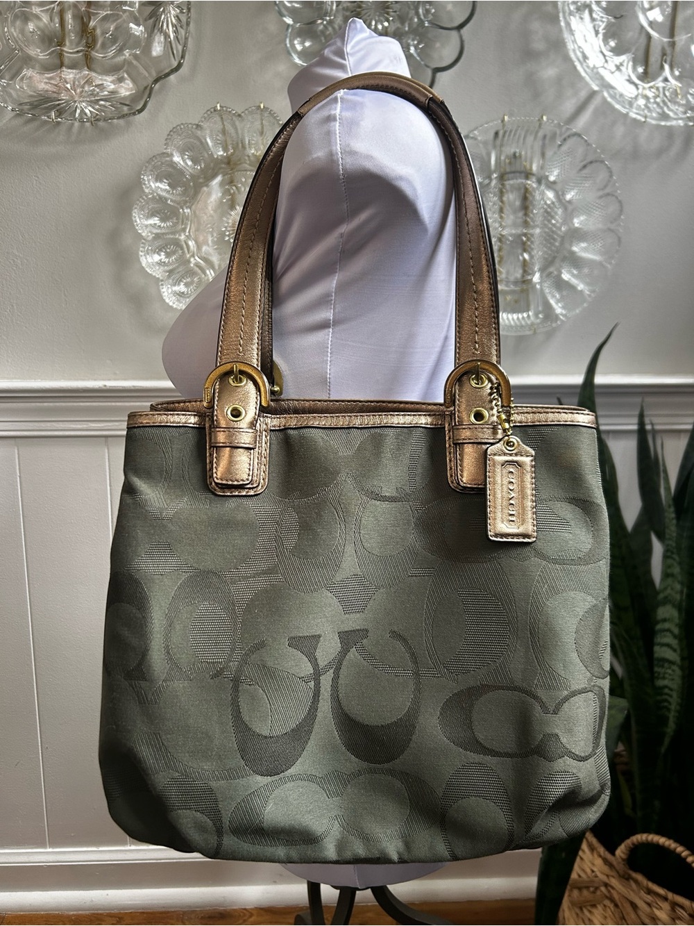 COACH Soho Canvas Signature Tote Bag Olive Gold